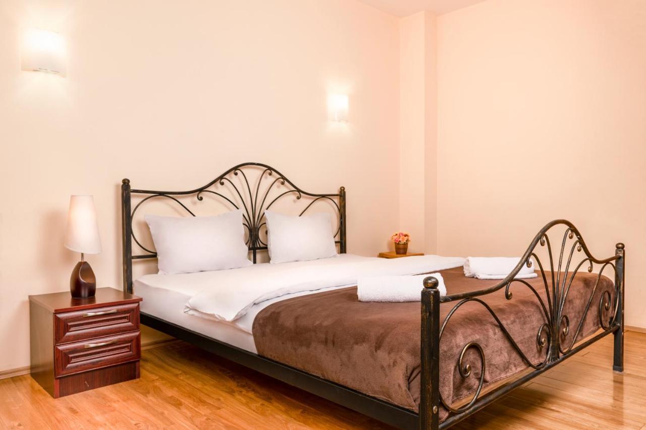 Hotel Vaki Tbilisi Esterno foto