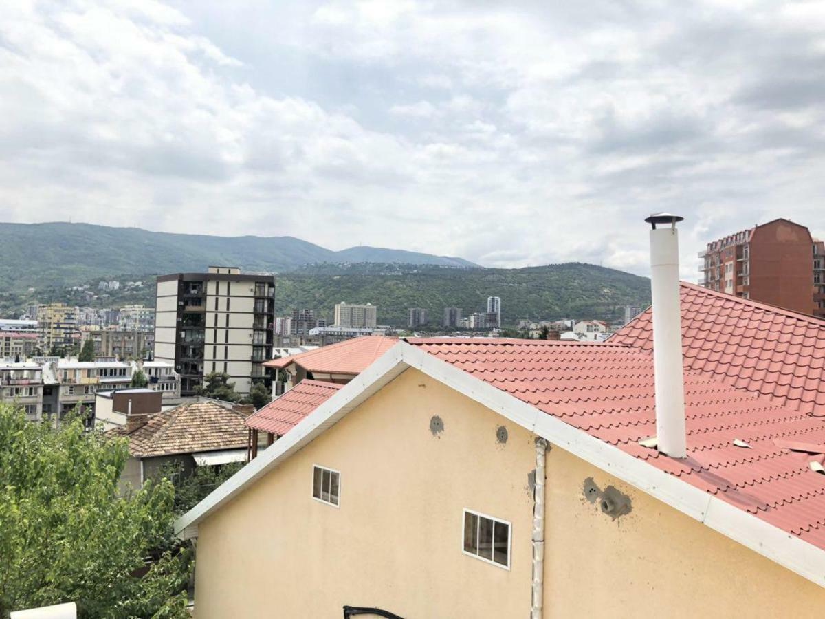 Hotel Vaki Tbilisi Esterno foto