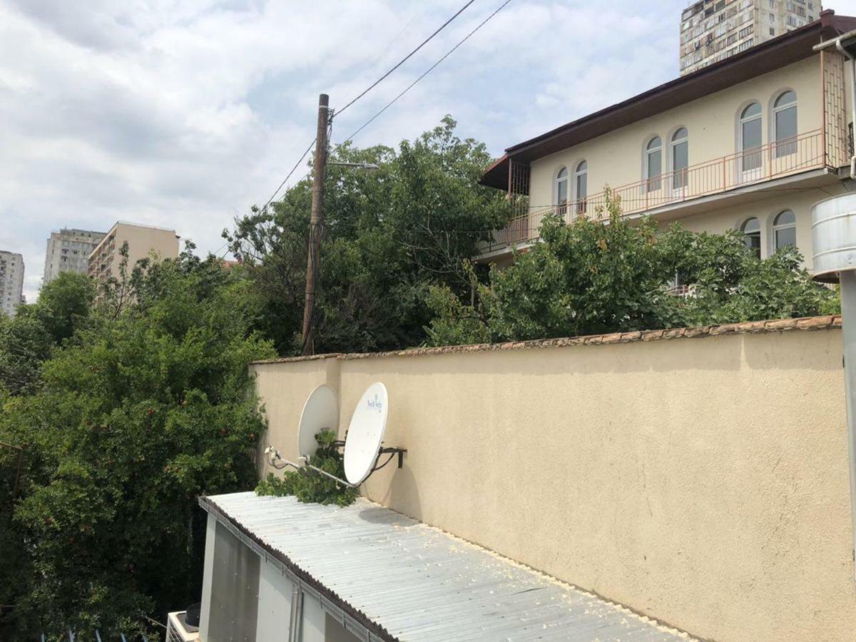 Hotel Vaki Tbilisi Esterno foto